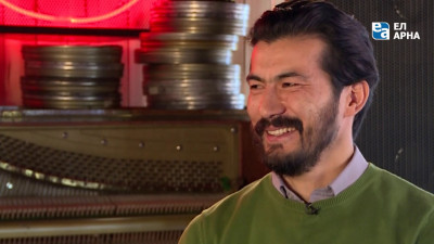 «Кинокафе». Олжас Тоғымбет киноға келу үшін неден бас тартты?