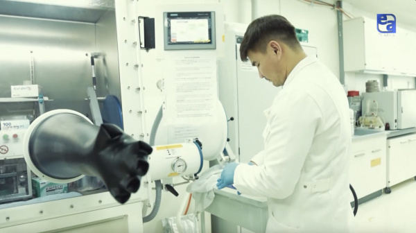 «Labs.kz». Өздігінен зарядталатын батареялар. Назарбаев университетінің ғалымдары